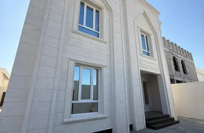 Villa - 7 Bedrooms - 3 Bathrooms for sale in Al Maamoura - Al Maamoura - Doha