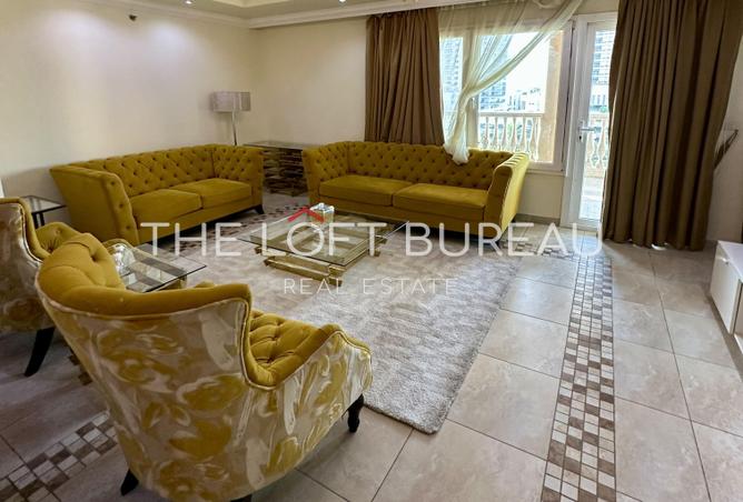 895151 - Property Image 2