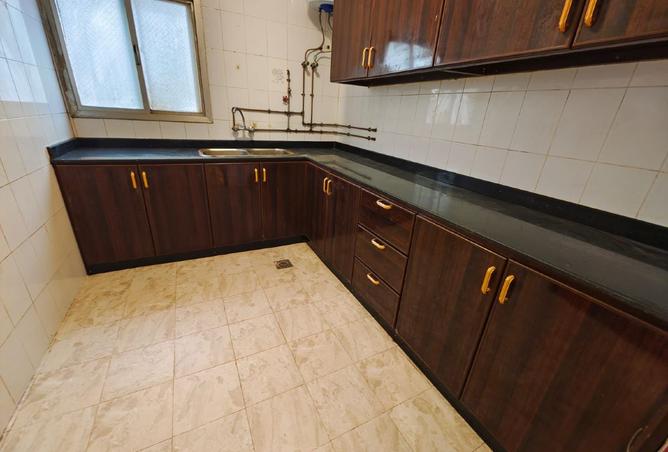925870 - Property Image 2