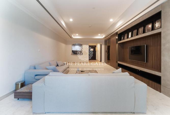864721 - Property Image 2
