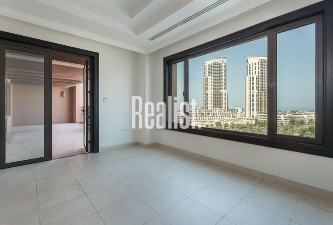 954243 - Property Image 3