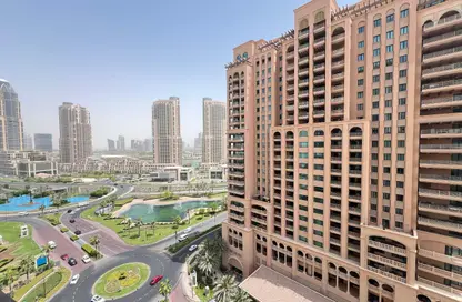 Apartment - 2 Bedrooms - 3 Bathrooms for rent in Porto Arabia - The Pearl Island - Doha
