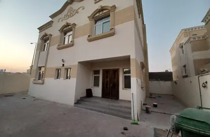 Villa - 6 Bedrooms - 5 Bathrooms for rent in Souk Al gharaffa - Al Gharrafa - Doha