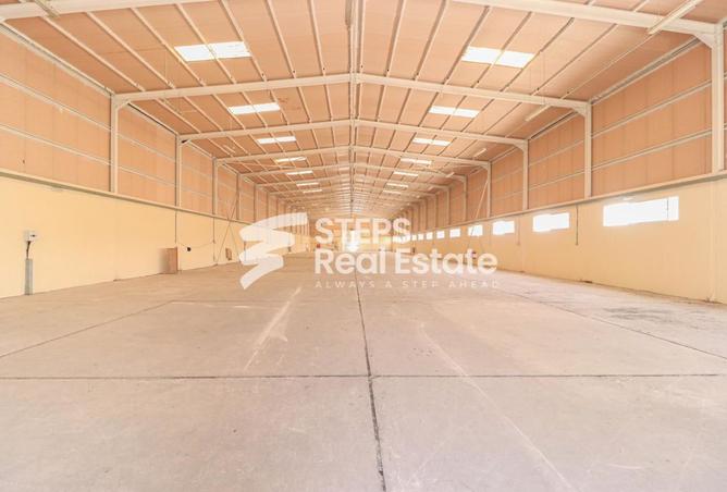 949742 - Property Image 3