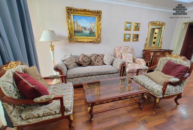 904611 - Property Image 3