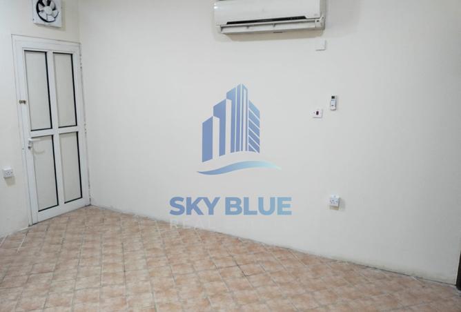 929872 - Property Image 2