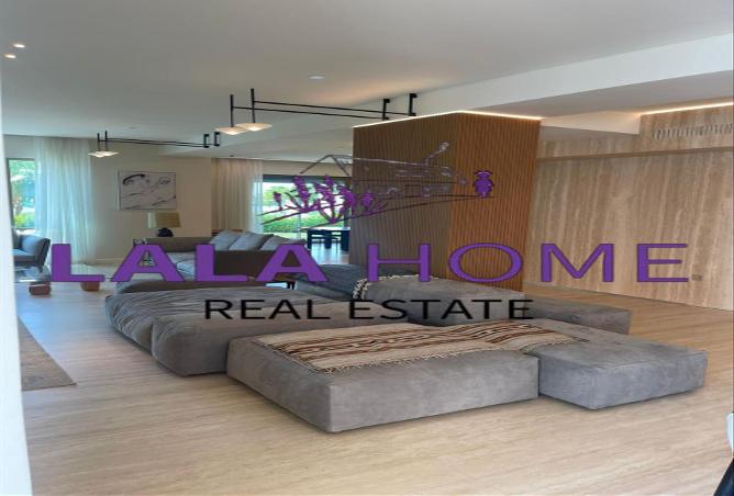 967908 - Property Image 3