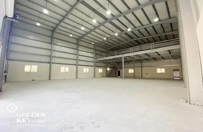 Warehouse - Studio - 6 Bathrooms for rent in Industrial Area 1 - Industrial Area - Doha
