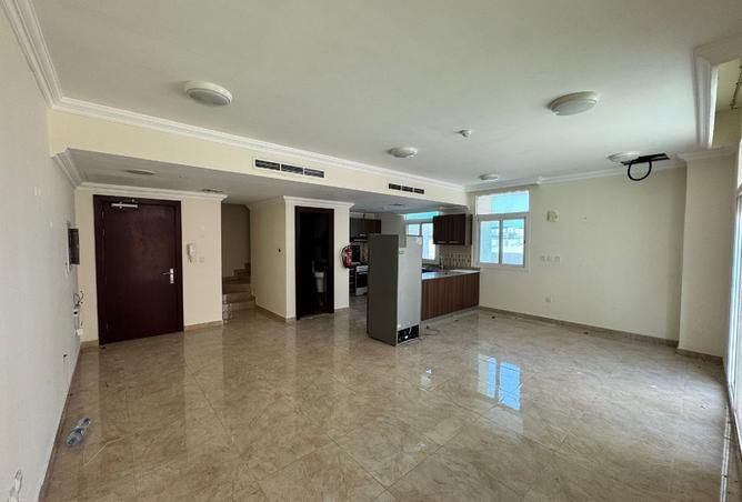 953762 - Property Image 2