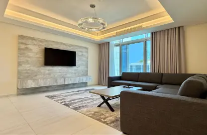 Apartment - 1 Bedroom - 2 Bathrooms for rent in Gewan Island - The Pearl Island - Doha