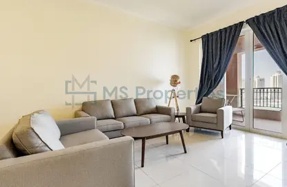 Apartment - 1 Bedroom - 2 Bathrooms for sale in Viva East - Viva Bahriyah - The Pearl Island - Doha