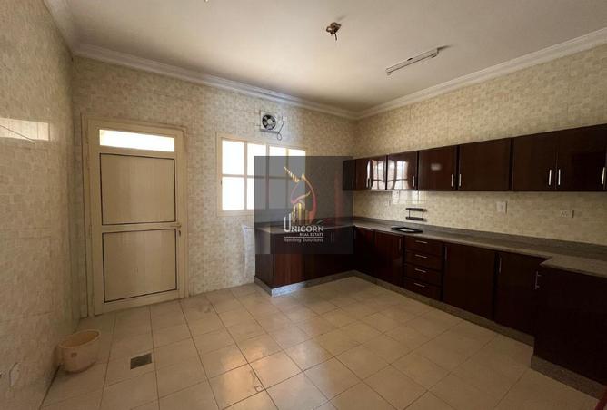947907 - Property Image 2