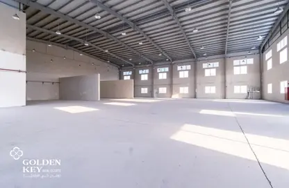 Warehouse - Studio - 3 Bathrooms for rent in East Industrial Street - Birkat Al Awamer - Al Wakra