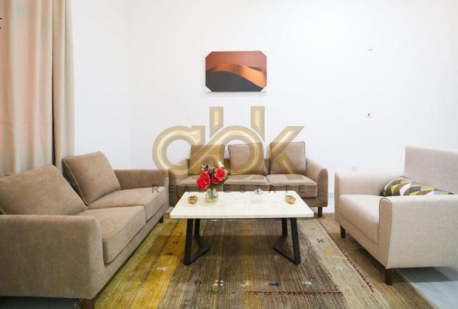954591 - Property Image 2