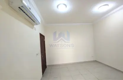 Apartment - 3 Bedrooms - 3 Bathrooms for rent in Madinat Khalifa - Doha