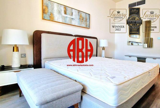 974484 - Property Image 2