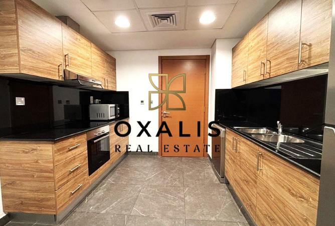 989612 - Property Image 3