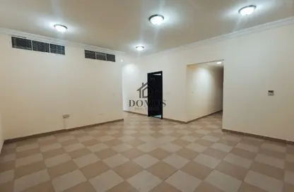 Apartment - 2 Bedrooms - 2 Bathrooms for rent in Anas Street - Fereej Bin Mahmoud North - Fereej Bin Mahmoud - Doha