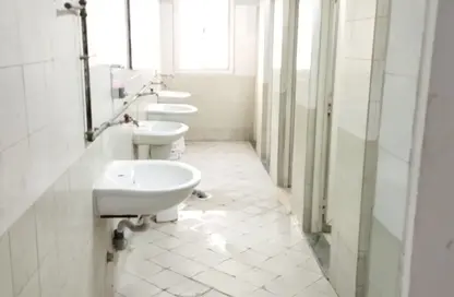 Whole Building - 7+ Bedrooms - 7+ Bathrooms for rent in Industrial Area - Doha