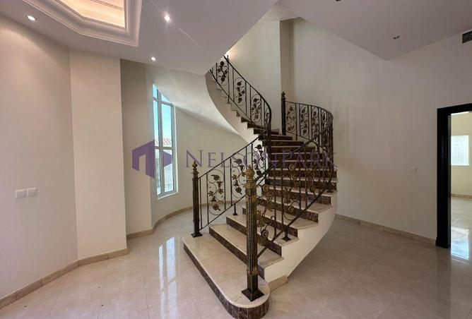 978692 - Property Image 3