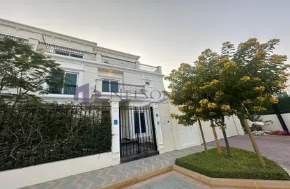 مجمع سكني - 6 غرف نوم - 6 حمامات للايجار في الحديقة - حدائق فلورستا - جزيرة اللؤلؤة - الدوحة