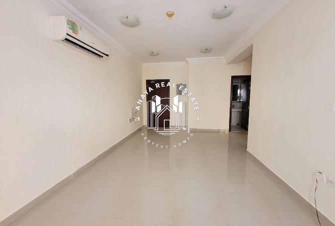 970082 - Property Image 2