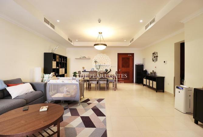 882444 - Property Image 3