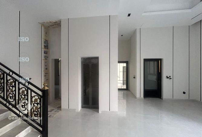 976898 - Property Image 3