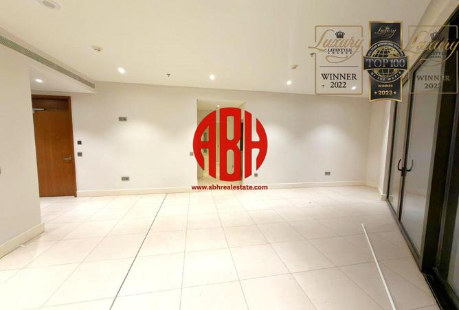 976120 - Property Main Image