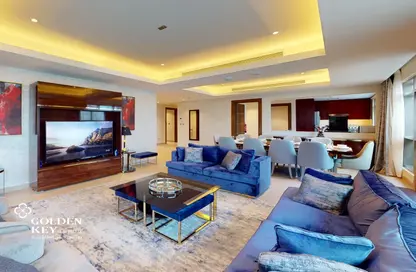 Townhouse - 3 Bedrooms - 5 Bathrooms for rent in Abraj Bay - Abraj Quartiers - The Pearl Island - Doha