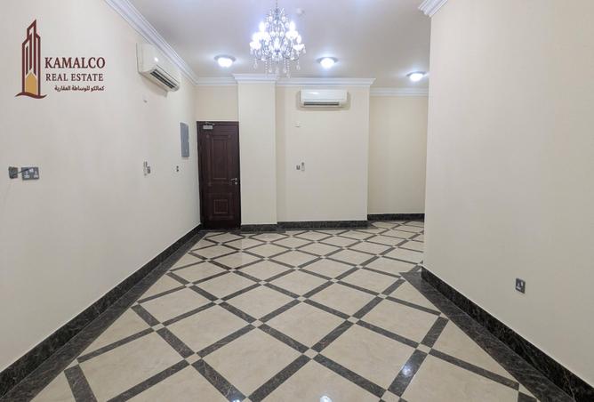 928660 - Property Image 2
