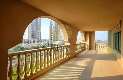 Apartment - 1 Bedroom - 2 Bathrooms for sale in West Porto Drive - Porto Arabia - The Pearl Island - Doha