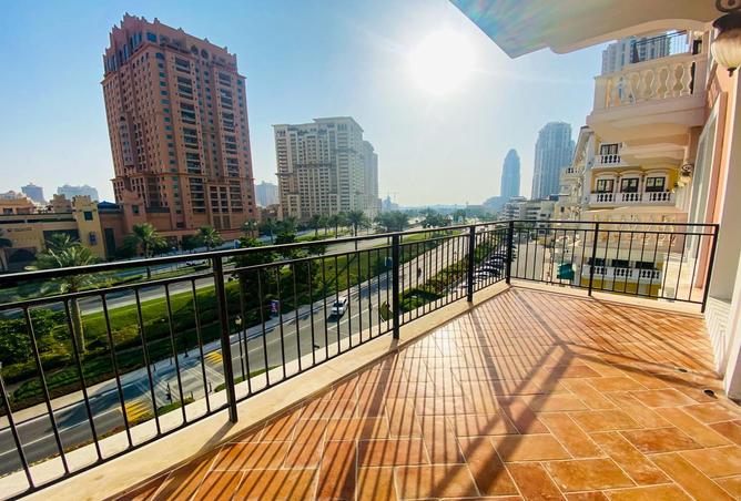 914221 - Property Image 2