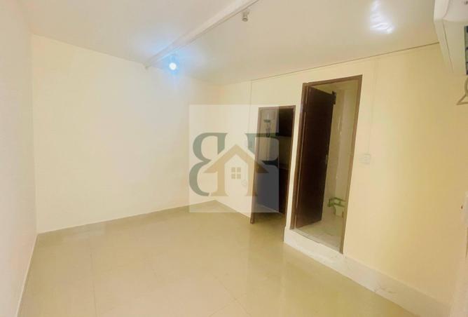 954284 - Property Main Image