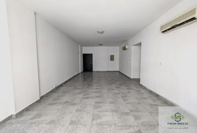 938271 - Property Image 2