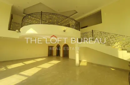 Villa - 5 Bedrooms - 7 Bathrooms for rent in Onaiza Street - Diplomatic Area - Doha