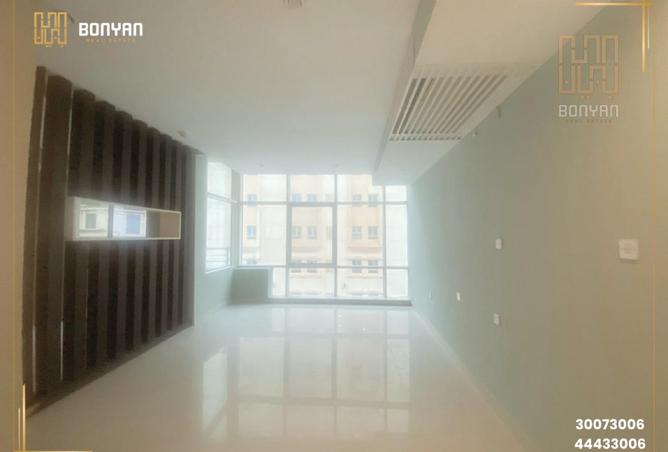 990776 - Property Image 2