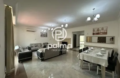Villa - 6 Bedrooms - 4 Bathrooms for sale in Al Wukair - Al Wukair - Al Wakra