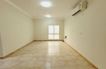 Apartment - 2 Bedrooms - 3 Bathrooms for rent in Al Sadd Road - Al Sadd - Doha