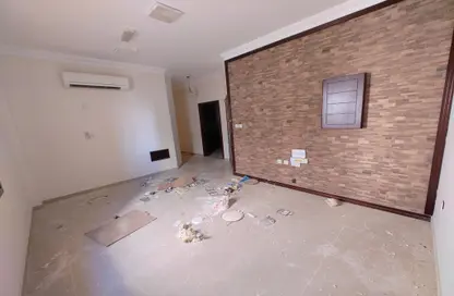 Apartment - 1 Bedroom - 2 Bathrooms for rent in Al Wakrah - Al Wakra