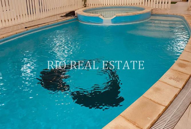 1005701 - Property Image 2