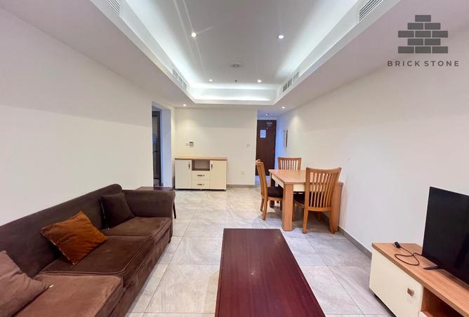 927305 - Property Image 2