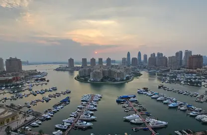 شقة - 3 غرف نوم - 4 حمامات للايجار في طريق بورتو الغربي - بورتو أرابيا - جزيرة اللؤلؤة - الدوحة