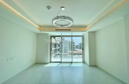 Apartment - 1 Bedroom - 2 Bathrooms for rent in Gewan Island - The Pearl Island - Doha