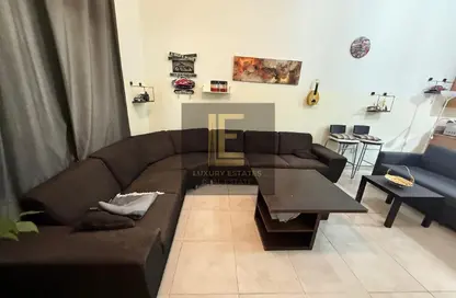 شقة - غرفة نوم - 2 حمامات للايجار في ريجنسي ريزيدنس فوكس هيلز 2 - الوسيل
