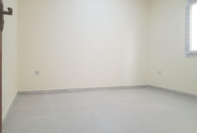933321 - Property Image 3