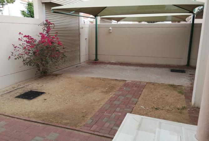 950867 - Property Image 2