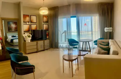 Apartment - 2 Bedrooms - 3 Bathrooms for rent in Burj DAMAC Marina - Marina District - Lusail