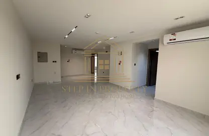 Apartment - 1 Bedroom - 2 Bathrooms for rent in Al Messila - Al Messila - Doha
