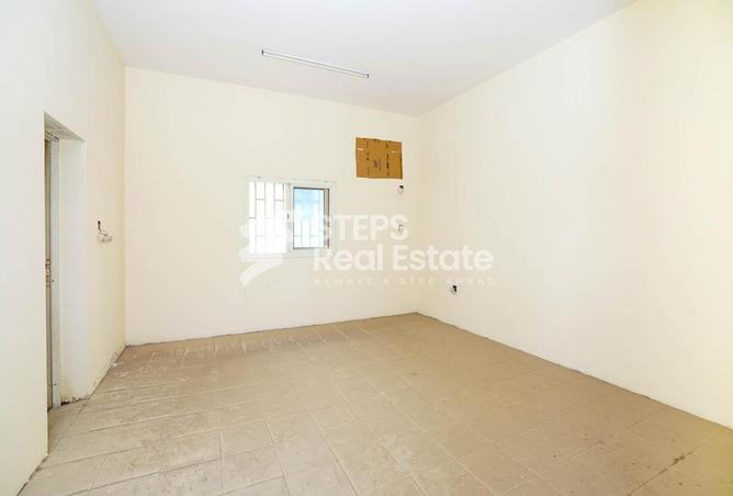 978559 - Property Image 2